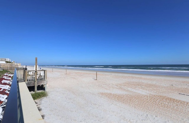 Two Bedroom, Luxury Condo, Ormond Beach, Florida 3973750