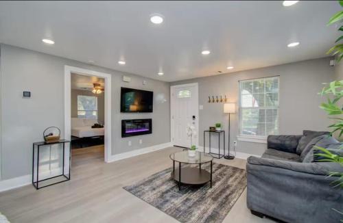 Two-Bedroom Townhouse in Downtown Houston