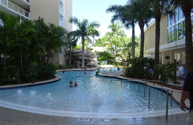 Two bedroom/Two bath Marriott Crystal Shores