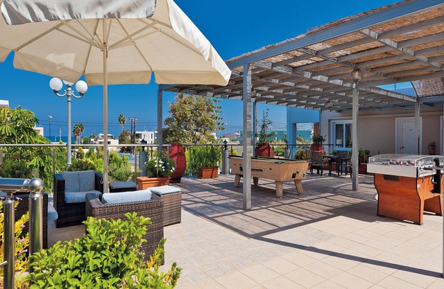 Two-bedroom two-bathroom apartment with kitchenette, Koukouras Hotel &Apartments