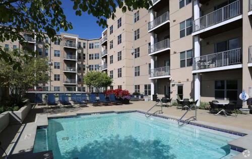 TWO CozySuites at the Banks with Pool 18