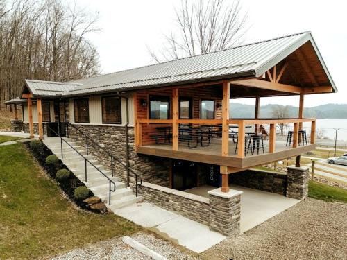 Two People A-frame Ideal to Reconnect with Nature in Ohio