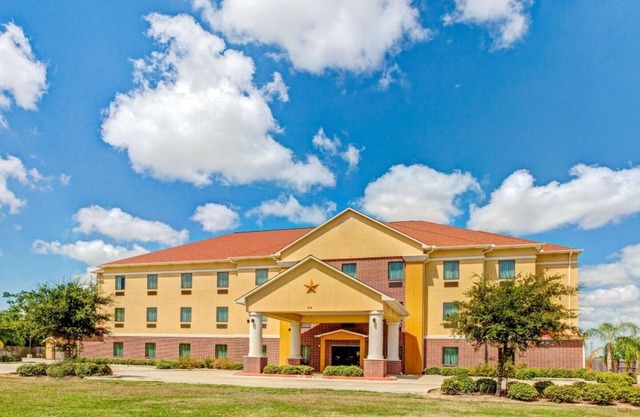 Two Queen Beds Room, Scottish Inns, Located on Route 146, Ample Free Parking