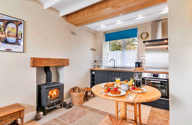 Tyg Cottage near Masham, Fountains Abbey & Brimha