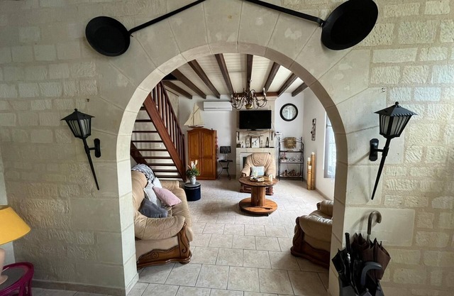 Typique Maison Tourangelle en Pierre de Tuffeau