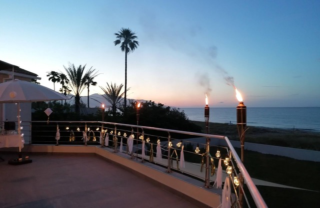 U Stagnu SOLE Bed and Breakfast on the seafront by the water