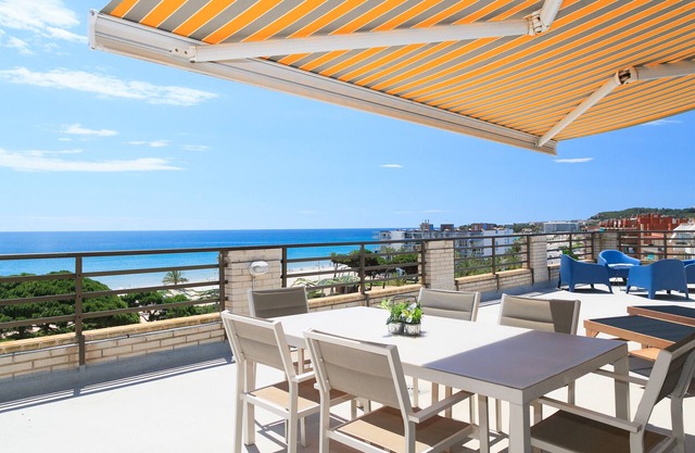 UHC CASPEL - The best rooftop terrace in La Pineda