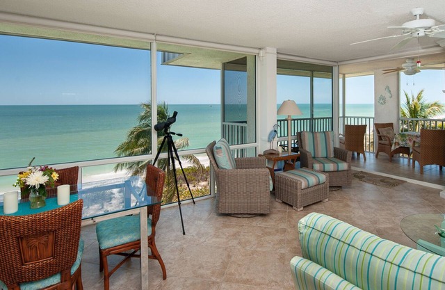 Ultimate Sanibel Beachfront! Island Beach Club, Top Floor, West-Facing, End Unit