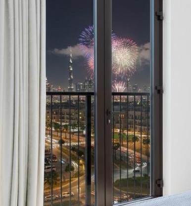 Ultimate Stay Port de La Mer with Burj Khalifa Views from the Bed next to the Beach