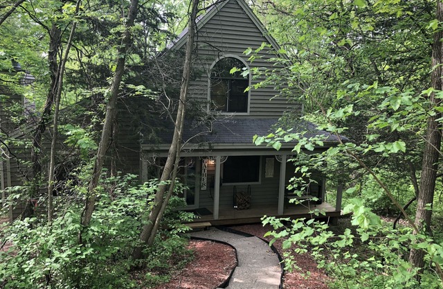 Ultimate Vacation Getaway - Family/Friends Cozy Retreat