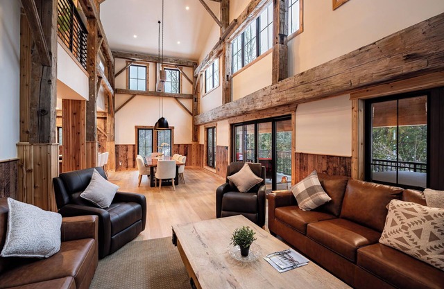 Ultra-Luxurious 3-Bedroom Lodge with Exclusive Private Hot Tub