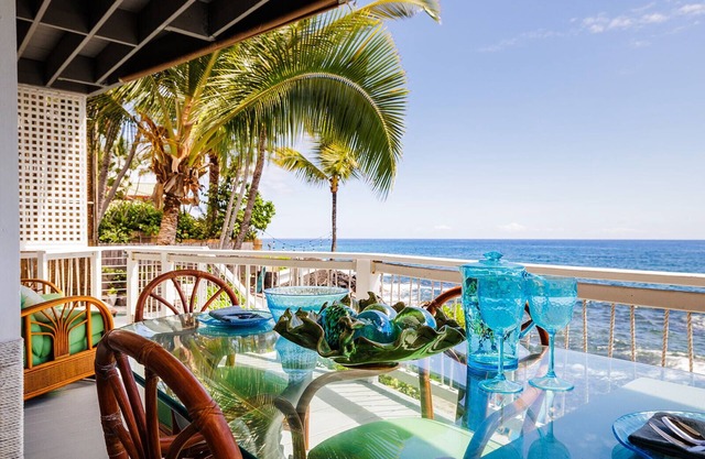 Unbeatable Oceanfront Location in the Heart of Kailua-Kona