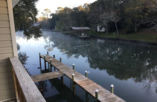 Unique cabin on the scenic Bon Secour River
