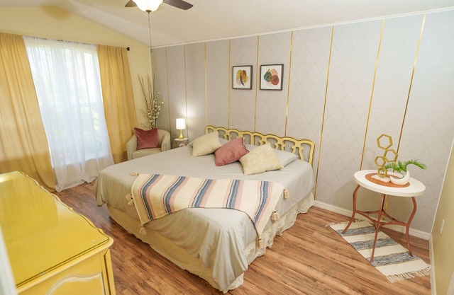 Unique, Clean, Stylish 3bd 2b- close to river, beaches, L3harris