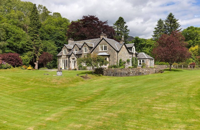 Unique Scottish Victorian Country House In The Trossachs/Loch Lomond- 6 bedrooms