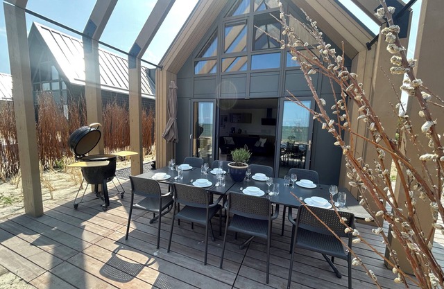 Unique, totally new Beach villa for 8 p. directly at the IJsselmeer, Enkhuizen
