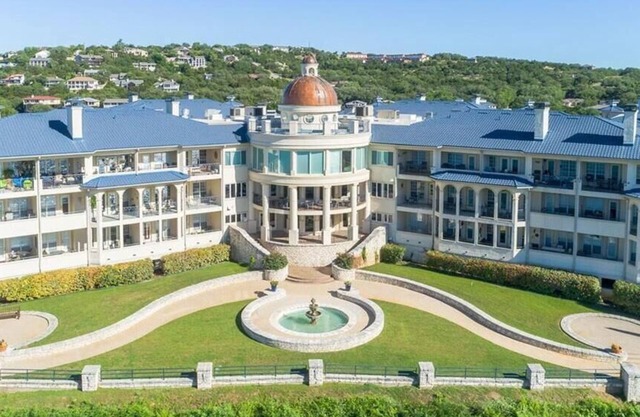 UNIT 2305 1 Bed 1.5 Bath on Lake Travis