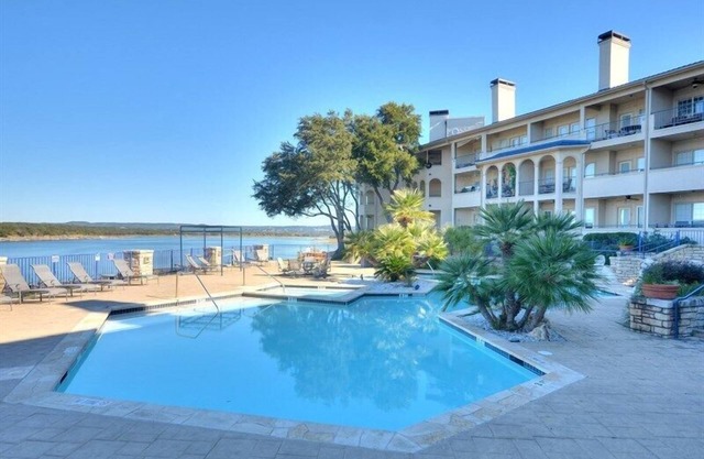 UNIT 3212 - Studio Unit - Sleeps 2 - Access to All Island Amenities