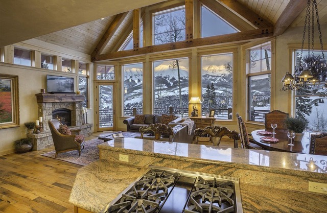 Unmatched Views! Fabulous Reviews.