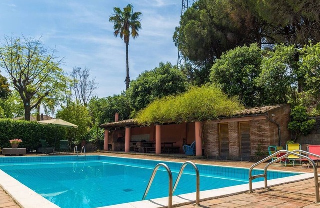 Up to 6 guests- SwimmingPool- BBQ- garden- parking- Wi-Fi by "SunTripSicily"