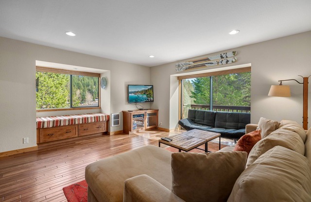 Updated Condo | 5 Minute Walk to the Village at Palisades Tahoe | Close to Hiking