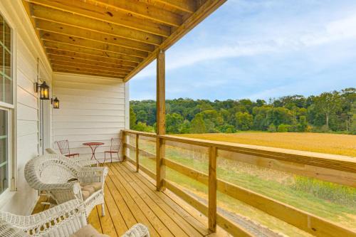 Updated Farmhouse Less Than 2 Mi to Historic Middletown!