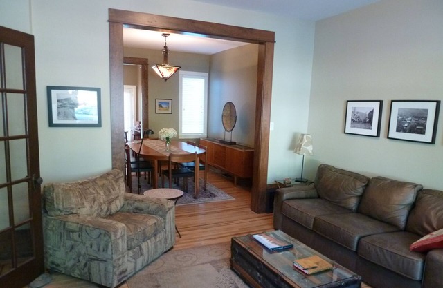 UPDATED, FULLY-EQUIPPED, HERITAGE HOME-AWAY-FROM-HOME, REDUCED APRIL RATES.