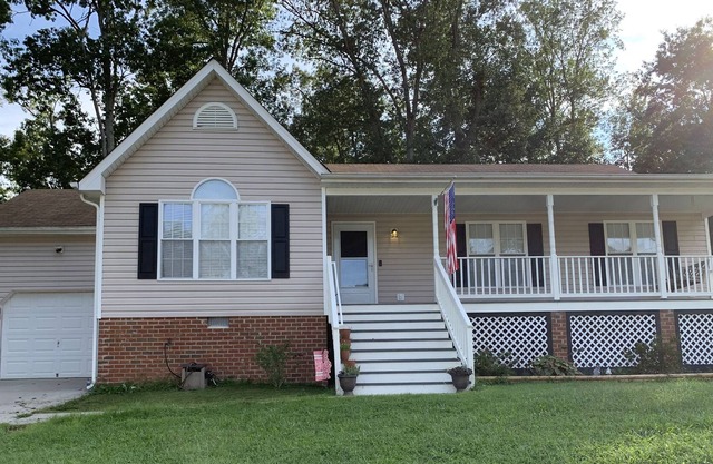 Updated Rancher in the Heart of Midlothian!
