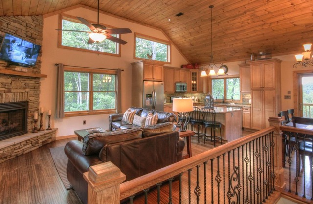 Upscale Mountain Home in Forested Area