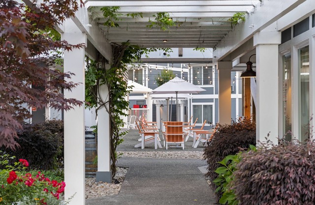 UpValley Inn & Hot Springs, an Ascend Collection Hotel