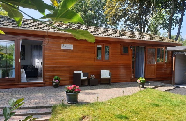 Urbane Holiday Home in Garderen with Terrace and Garden