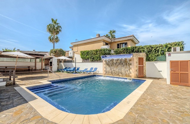 V. Villa Pons Paradise