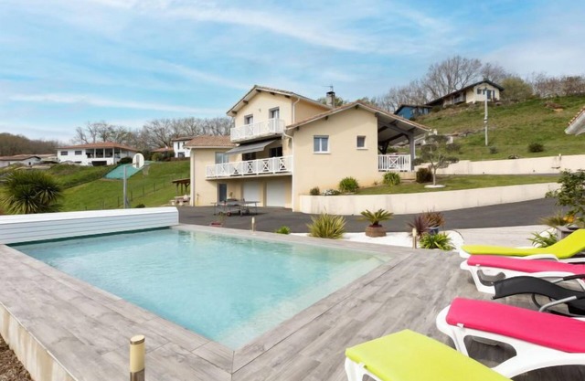 Vacation home Lesgau by Interhome