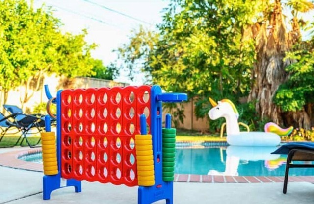 Vacation 4BR Oasis Near Disney Pool & Arcade