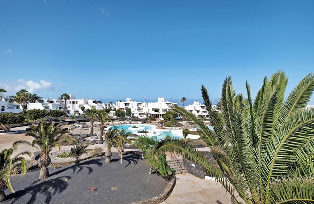 Vacation Apartment 'Los Molinos 4306' with Sea View, Private Pool and Wi-Fi