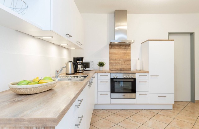 Vacation apartment/apartment for 6 guests with 94m² in Grömitz (59228)