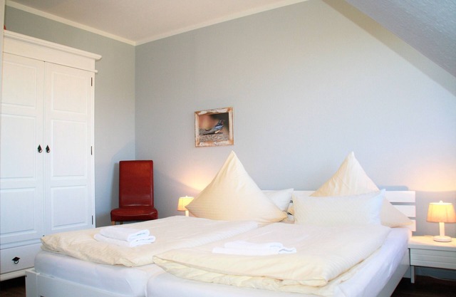 Vacation apartment/apartment for 3 guests with 40m² in Prerow (131107)
