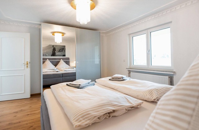 Vacation apartment zur Falkenlay - Holiday apartment Haus Abrioux Zur Falkenlay