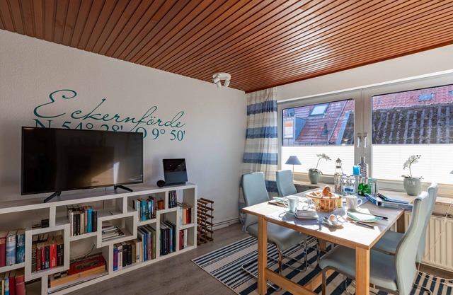 Vacation apartment/apartment for 4 guests with 80m² in Eckernförde (71477)