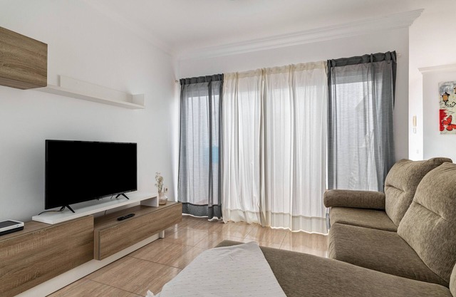 Vacation Apartment 'Ganivet Home' with Private Terrace and Wi-Fi