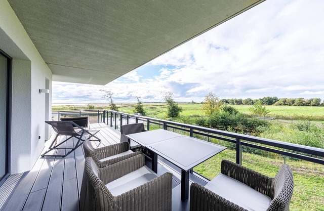 Vacation apartment Strandnixe between the Baltic Sea and the Bodden