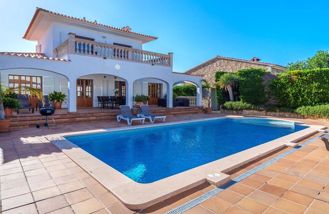 Vacation home Ana I by Interhome