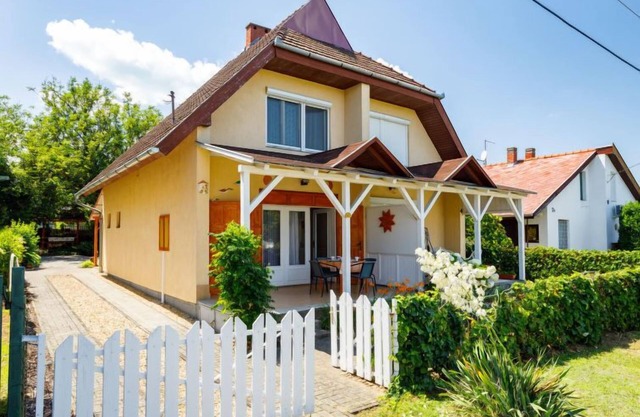 Vacation home Jazmin by Interhome