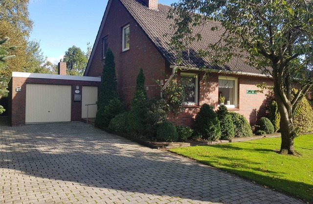 Vacation home Voß, 65260 - Holiday home in East Frisia, 130 sqm, 3 stars