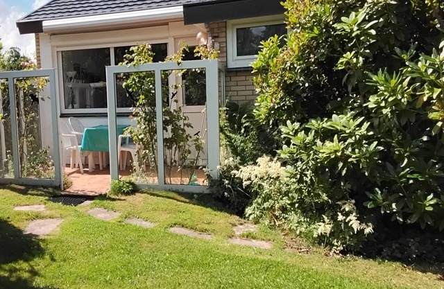 Vacation home Holland, 2 -4 pers., sea, dog, sauna, gas fireplace, wifi