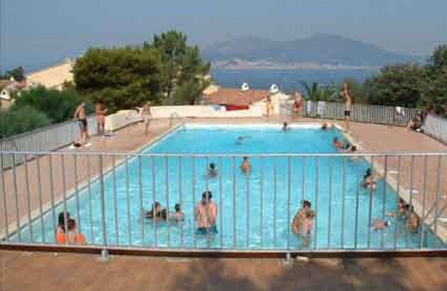 VACATION RENTAL PORTICCIO F2 CLIM, SEA, POOL, SHOPS, RESTAURANTS.