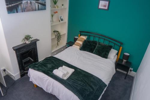 Valla Retreat Serviced Stay in Northampton Town Centre