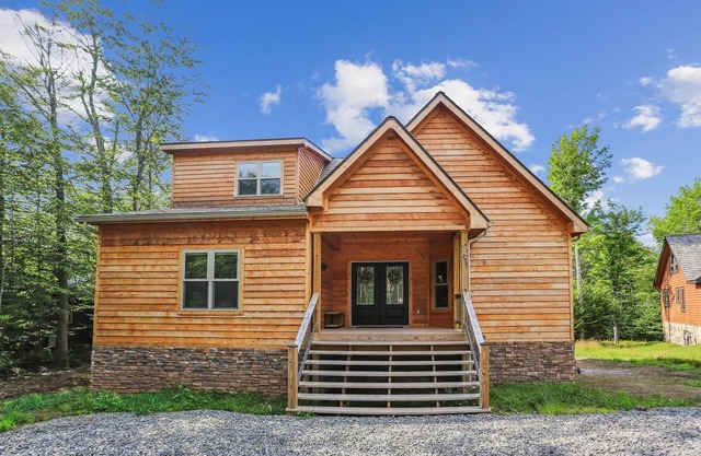 Valley To Valley*: 6 BR, 5 BA in Canaan Valley, Sleeps 12