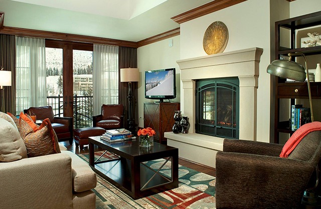 Valley View Condo | Pool & Whirlpool on site!