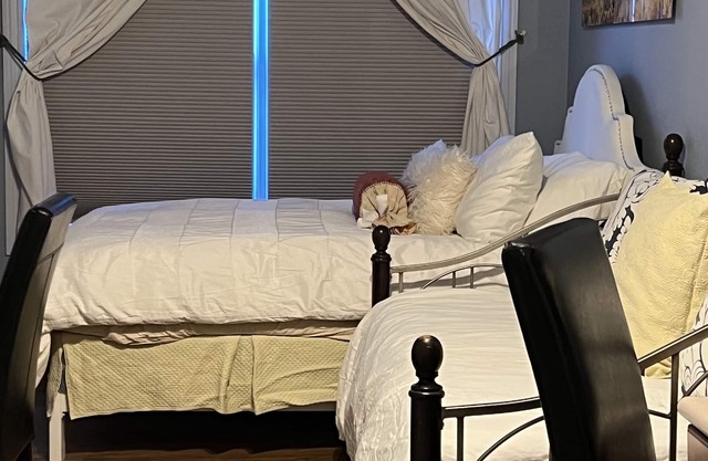 Value, Ski-In~/Ski-Out, Full Studio Condo W/Outdoor Hot Tub